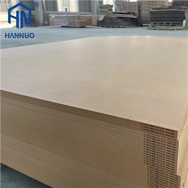 Poliesterio MDF